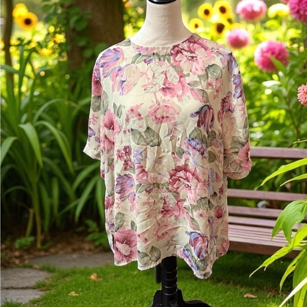 Alfred Dunner Floral Blouse with Pink and Green Accents Size 22